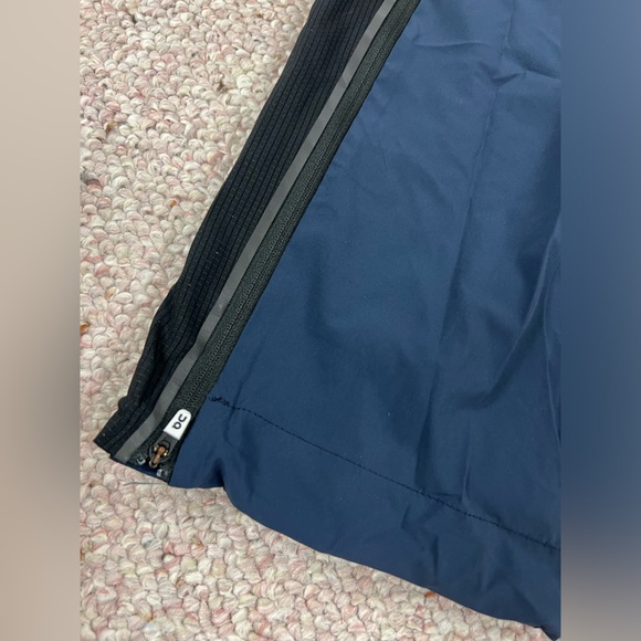 Mens OnCloud Track Pants - Picture 5 of 9